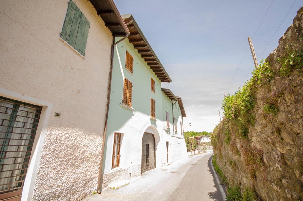Corte Vezzola Trilocale Tommaso Puegnago Luaran gambar