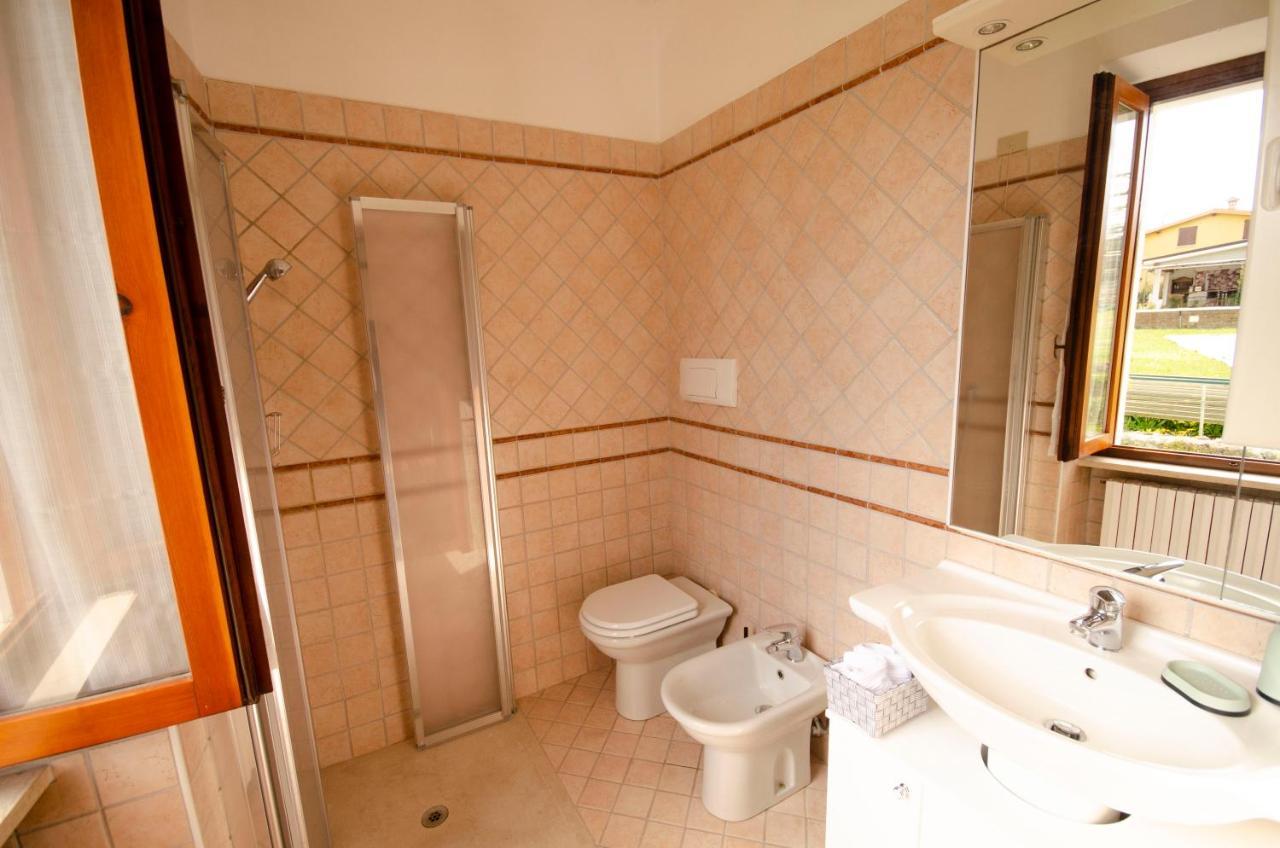 Corte Vezzola Trilocale Tommaso Puegnago Luaran gambar