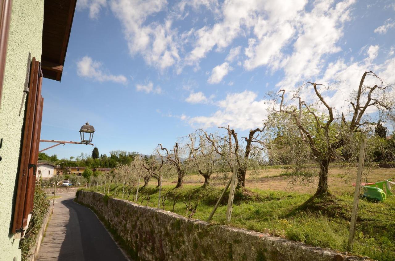 Corte Vezzola Trilocale Tommaso Puegnago Luaran gambar